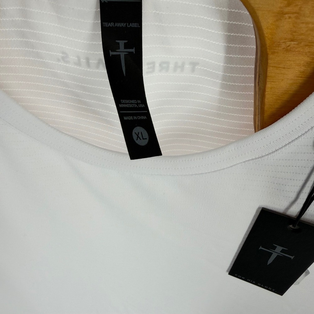 Three Nails Mens White Cross Logo Activewear Training T-Shirt XL NWT - Picture 4 of 6